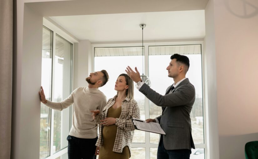 How Do Real Estate Agents Get Paid?