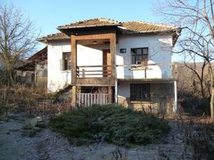 Nice rural house located in a quiet village in the mountains