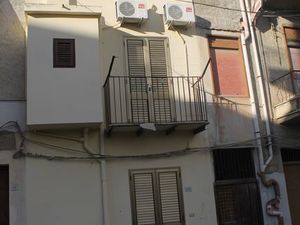 Townhouse in Sicily - Taglialavore Via Crispi