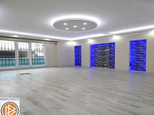 Beautifully designed 2+1 apartment for sale in Beylikduzu