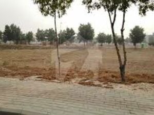 10 Marla Outclass Plot For Sale In Bahria Town