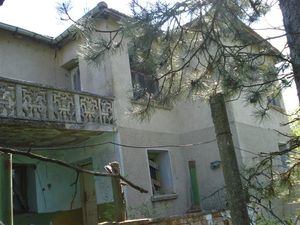 Cheap Bulgarian house with huge garden 25km from Elhovo
