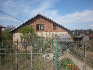 Small rural house with interesting design situated near the center of a quiet village 40 km away from Vratza