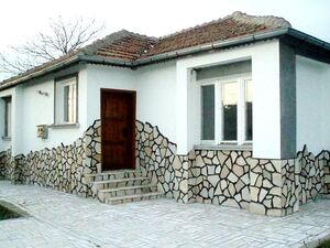Stylish brand new 2-bedroom house, near Elhovo