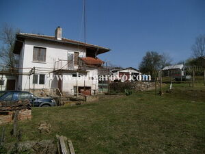 2-bedroom house for sale in Belila village near Sredets