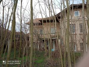 Bulgarian Ovcha mogila village Svishtov, Solid House