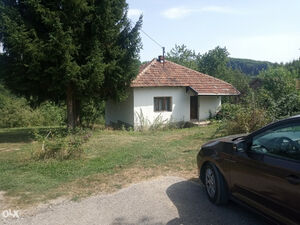 COUNTRY HOUSE & LAND (6500 m2)