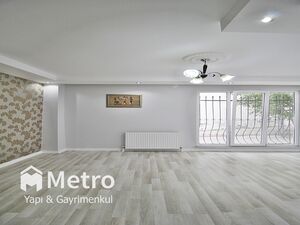 SPACIOUS FLAT IN CENTER OF EUROPEAN ISTANBUL 1 BEDROOM