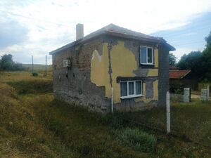 Мassive two storeyed house with 3 rooms near Elhovo Buy one,