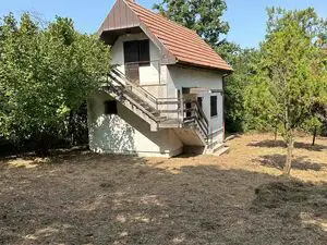 I am selling a holiday house in Barajevo-Veliki Borak