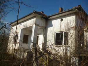 Cheap rural property with old house, annex & land in village
