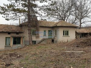 Cozy BUlgarian rural house in Popovo region
