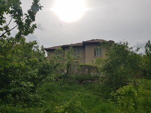 BULGARIAN HOUSE with soothing, beautiful views Konak , Popov