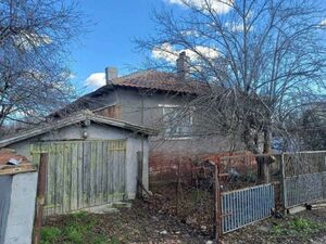 Solid House in Dobrich region in good condition