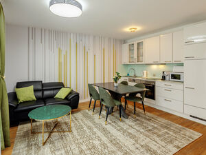 Hochwertige Wohnung, Anmeldung möglich und der Preis beinhal