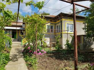 DISCOUNTED* Rural Bulgarian property 18km to General Toshevo