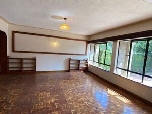 Elegant and Classic 4 Bedrooms Townhouse in Westlands 