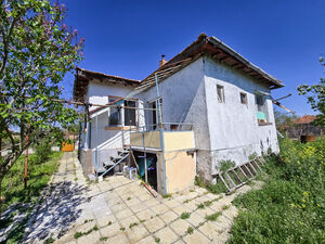 House with Large Plot — Village of Asparuhovo, Burgas