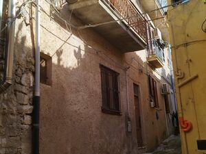 sh 859 town house, Caccamo, Sicily
