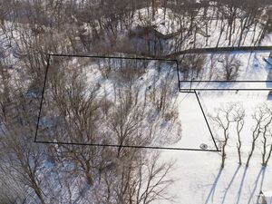 Beautiful 1.1-acre buildable lot located in Marseilles, Illi