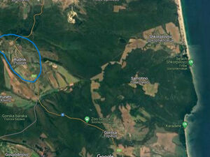 Building plot 4000m² for several houses,10km from Beach