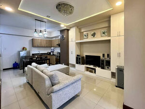 FULLY FURNISHED STUDIO FOR RENT@Quadro Residences