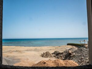 Studio with Private beach access- ORO Beach resort