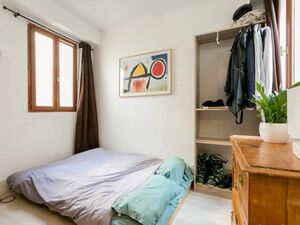  Studio apartment on Ile Saint Louis