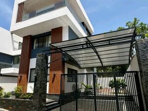 ULTRA MODERN 5-BEDROOM TOWNHOUSE TO LET@CANTONMNT:$6500