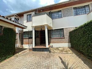 Spacious 4 bedroom townhouse with detached SQ in Kileleshwa 