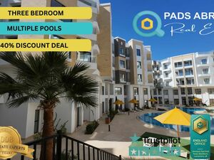 Spacious 3 Bedroom Apartment - Aqua Infinity