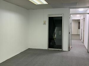 Bandar Puchong office lot for rent first floor 