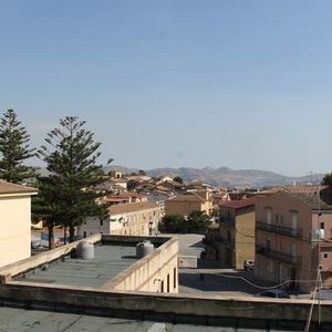 Panoramic Townhouse in Sicily - Casa Ingravidi Via Marsala