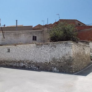 Charming village property for renovation FTJ61