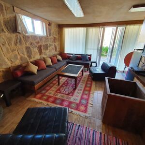 Faraya chalet with fireplace and terrace for rent. 