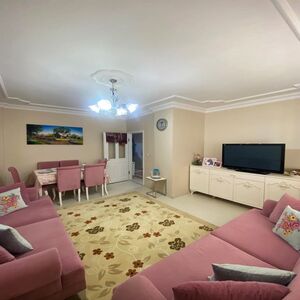 3+1 SPASİOUS FLAT İN THE CENTRAL SUİTABLE FOR RESİDENCY