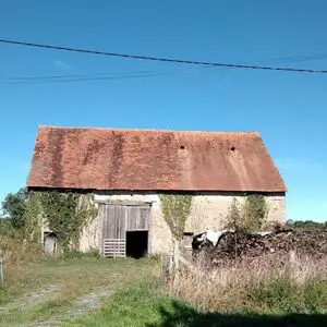 Barn with land