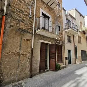 Townhouse in Sicily - Casa Impallari Via Messina 