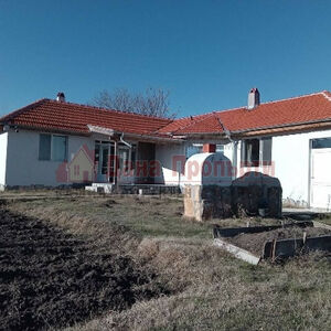 ONE-STROREY NEWLY BUILD HOUSE ONLY 40Minutes FROM VARNA