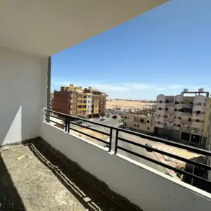 2 bedrooms apartment to custom - close to the beach