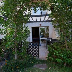  Studio 56m pool View in down town