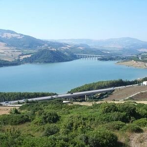 For sale a plot of land whit view of Lake Guardialfiera 