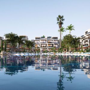 Modern 2-Bed Apartment with Garden – One7 Resort