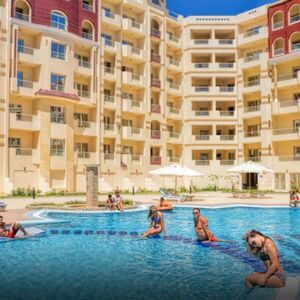 Studio 51Sqm on the pool by installment