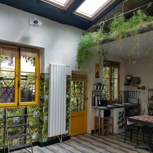 A CAMPAIGN IN THE HEART OF PARIS"