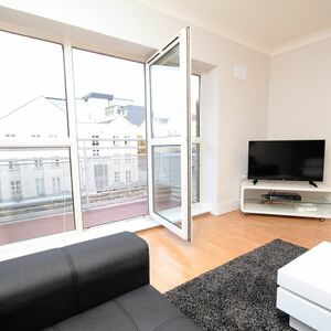 Fantastic City Center Suite!