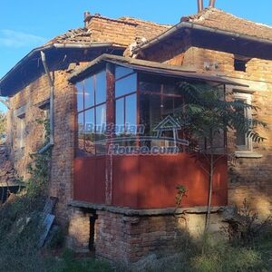 Cheap rural Bulgarian house for sale 14 km from Danube river