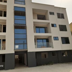 Executive 2-Bedroom Apartment@ Burma Hill/+233243321202