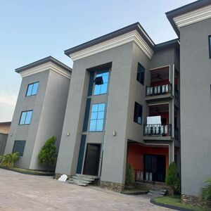 EXECUTIVE 3-BEDROM FLAT TO LET@TANTRA HILL