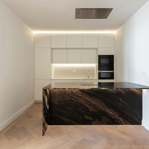 Spacious 3-Bedroom Apartment with Balconies in Sarri&agrave;